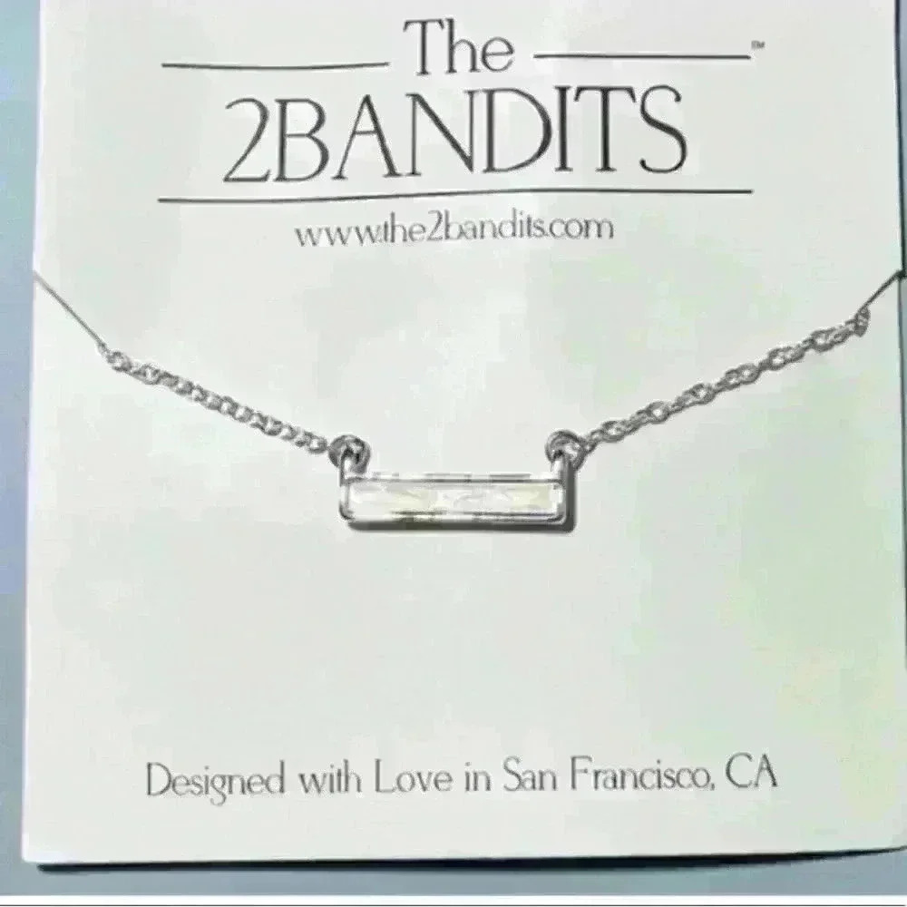 🌻NWT The 2bandits Athens necklace​